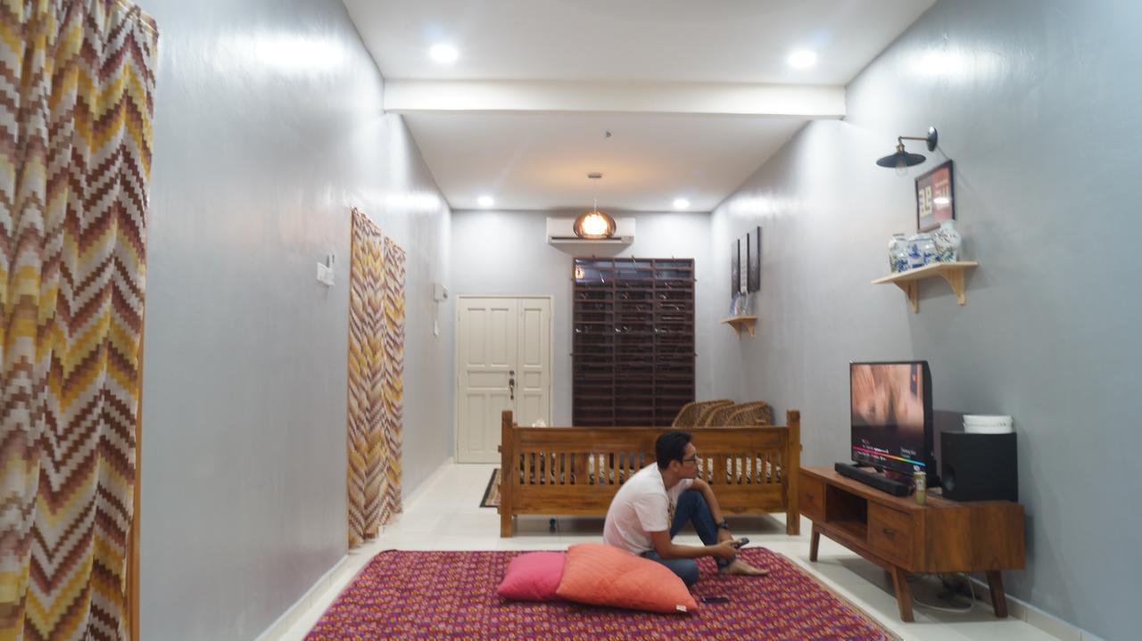 Teratakmuslim H'H Villa Malacca Exterior photo